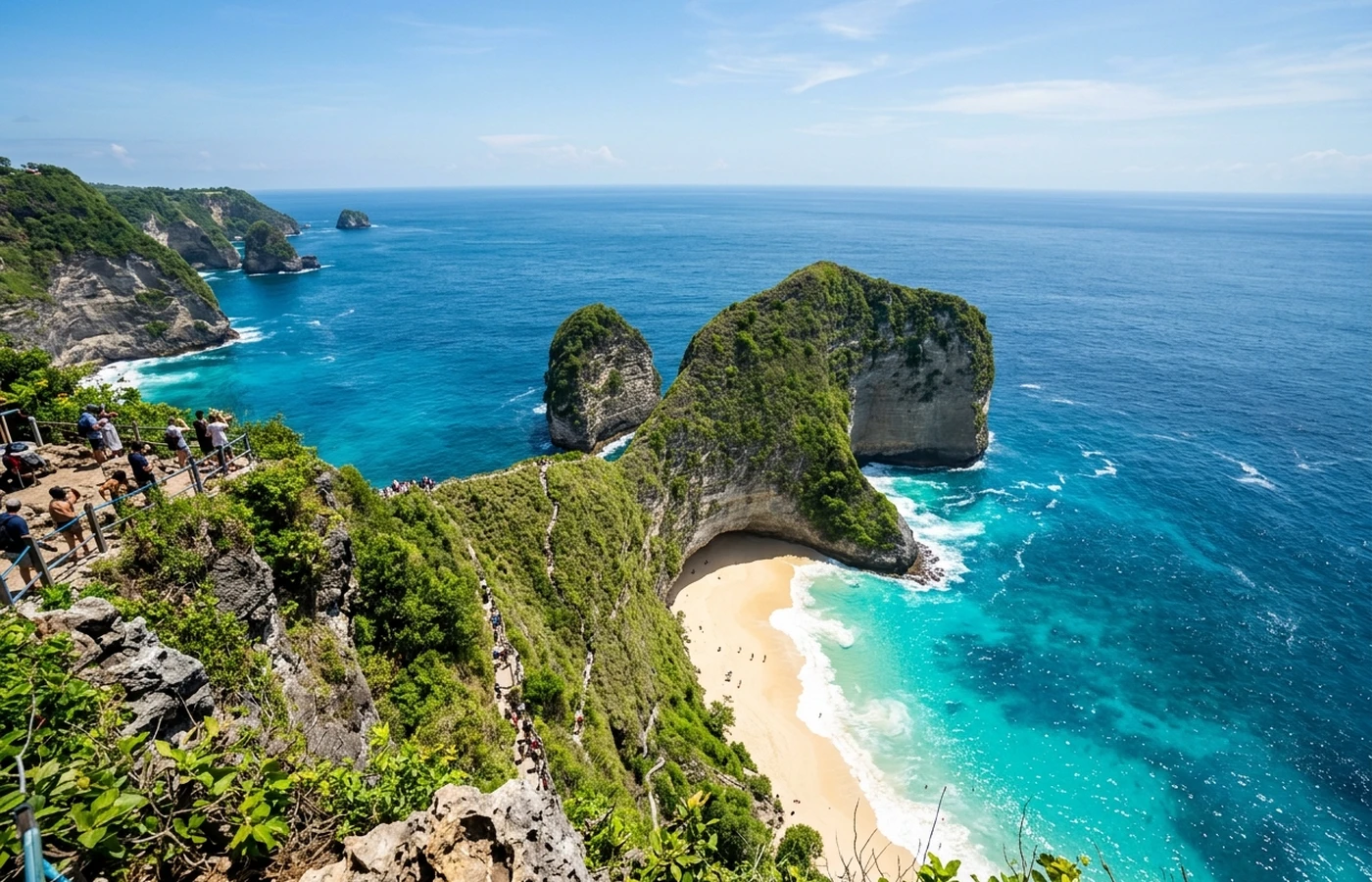 Nusa Penida, Bali — iconic limestone cliffs, dramatic coastal views and turquoise waters