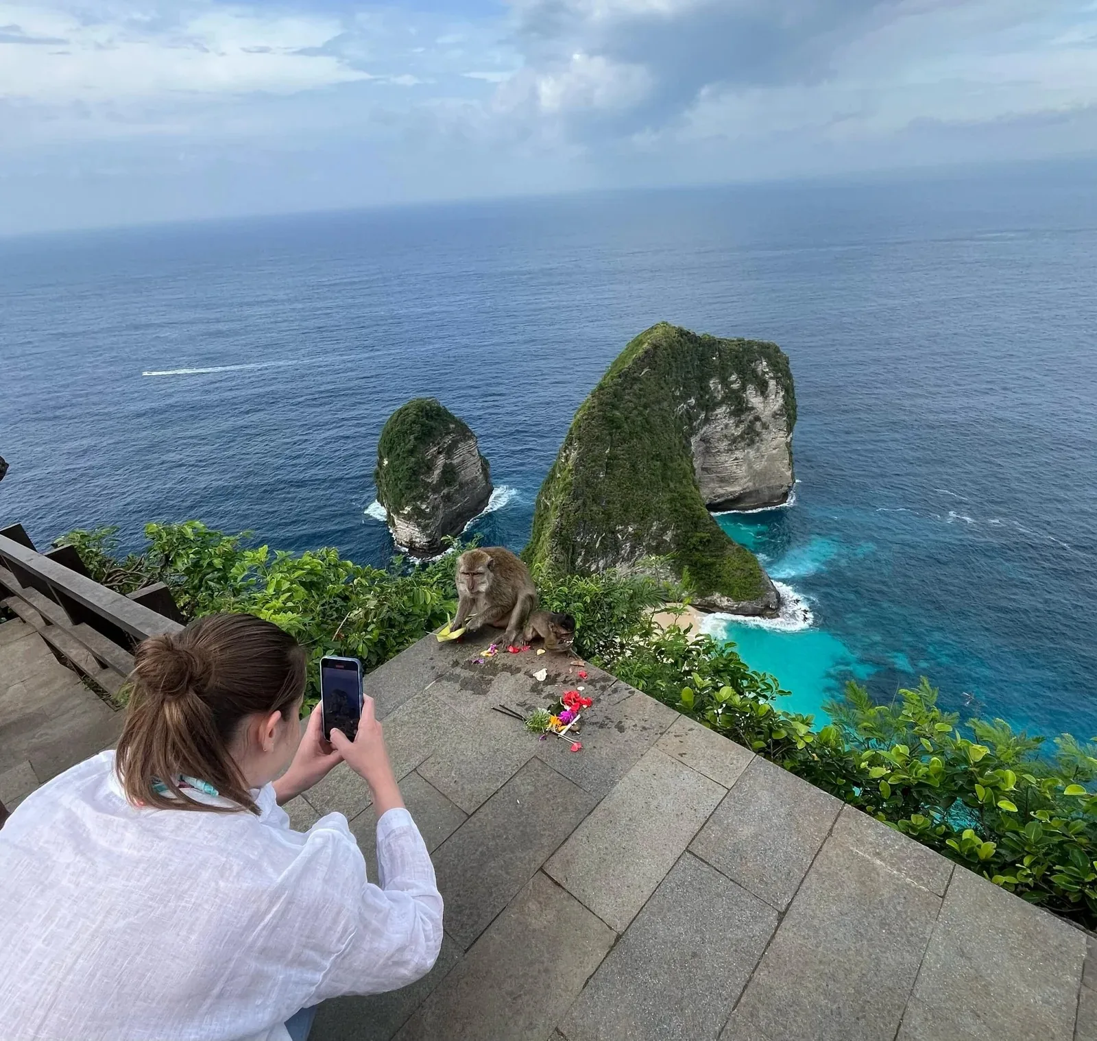 Nusa Penida Manta Bay + West Tour - Lunch Included