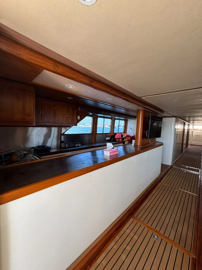 Galley Bar Counter · Refreshment Corridor & TV